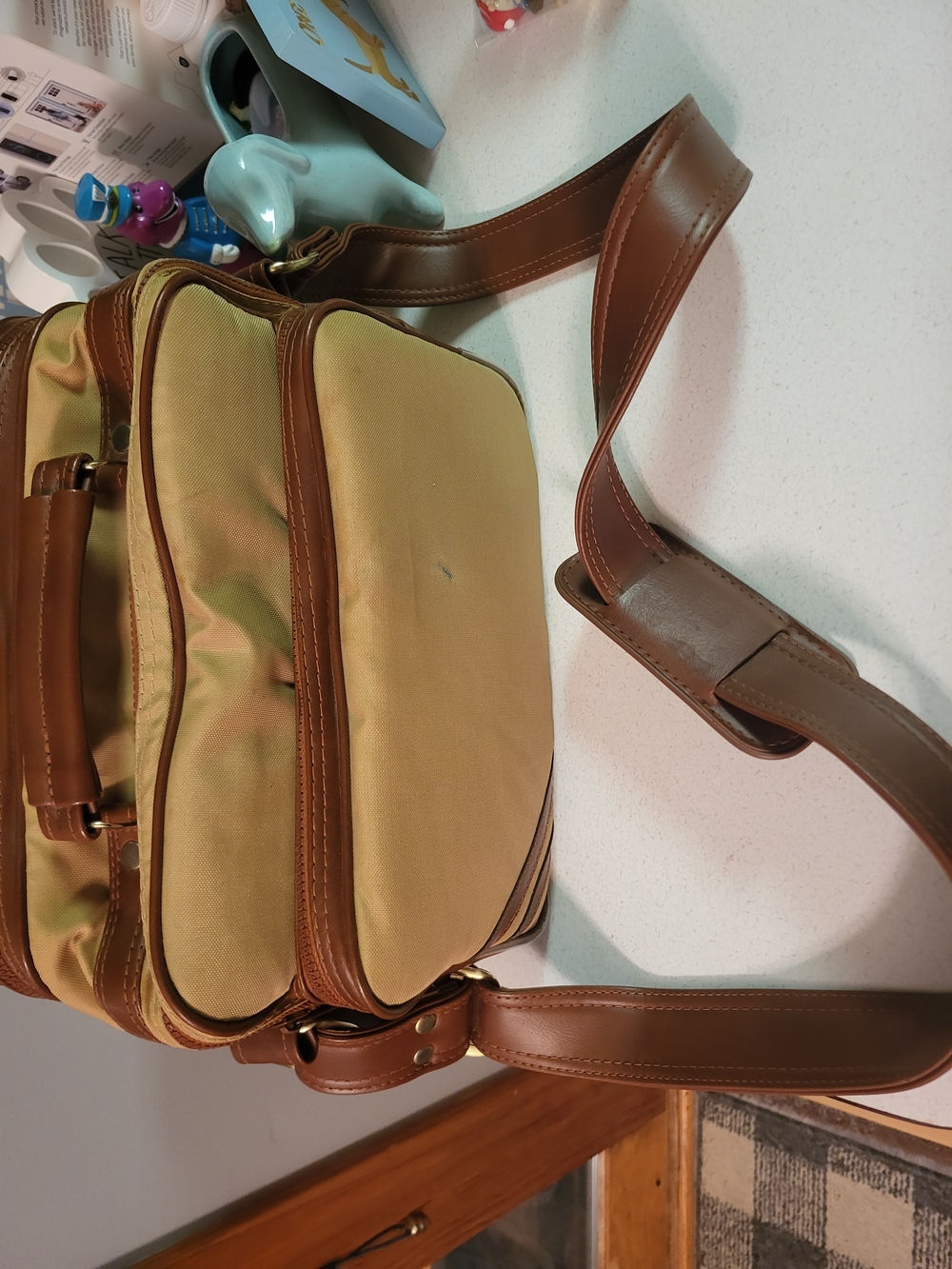 Vintage Coast S-1 Tan Padded Camera Bag With Shoulder Strap